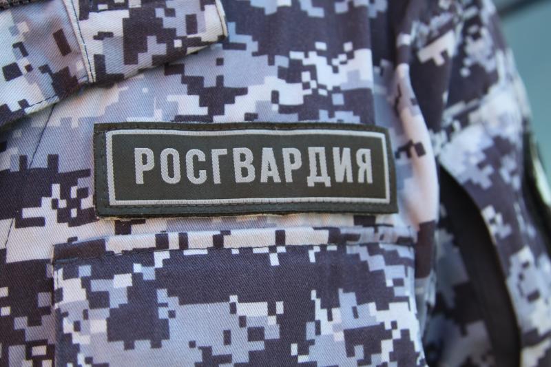 В Пушкино двое мужчин пытались похитить одежду из магазина, но были задержаны