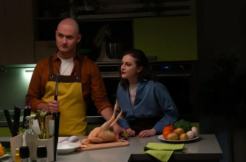 Вышел веб-сериал "Естественный отбор" про неудачные первые свидания от создателей короткометражек "Взятка" и "Петух"
