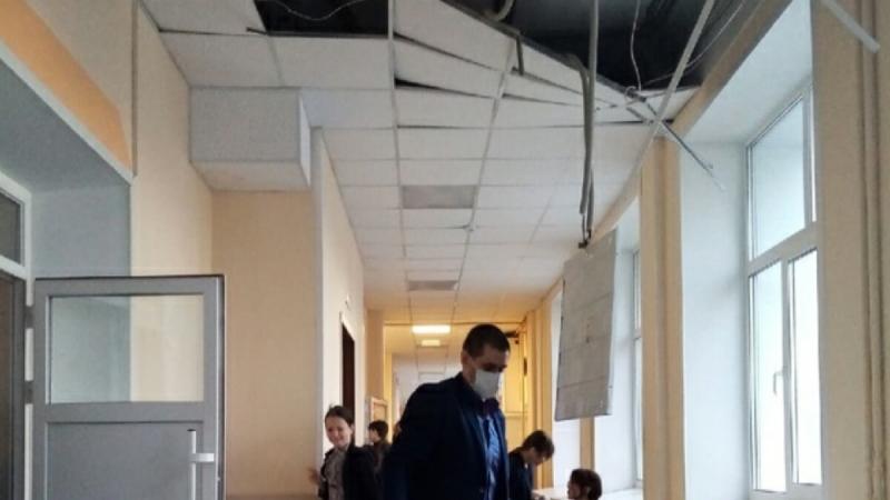 В школе Орехово-Зуево обрушился потолок, пострадавших нет