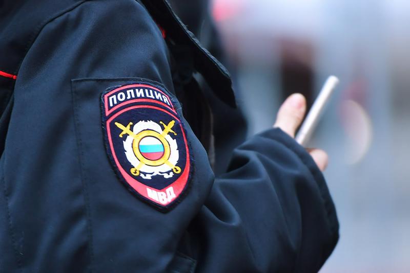 В центре Москвы полицейские задержали подозреваемого в неправомерном завладении автомобилем