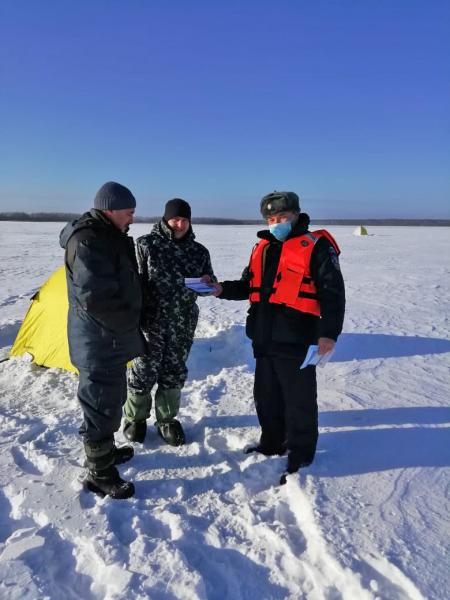 Спасательные службы Подмосковья патрулируют водные объекты региона