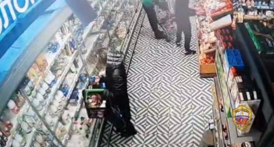 На юго-востоке Москвы сотрудниками полиции задержана подозреваемая в кражах из магазинов