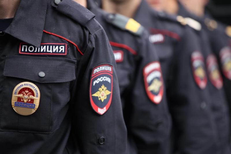 Сотрудников столичной полиции поблагодарили за профессионализм, проявленный при расследовании многомиллионного мошенничества