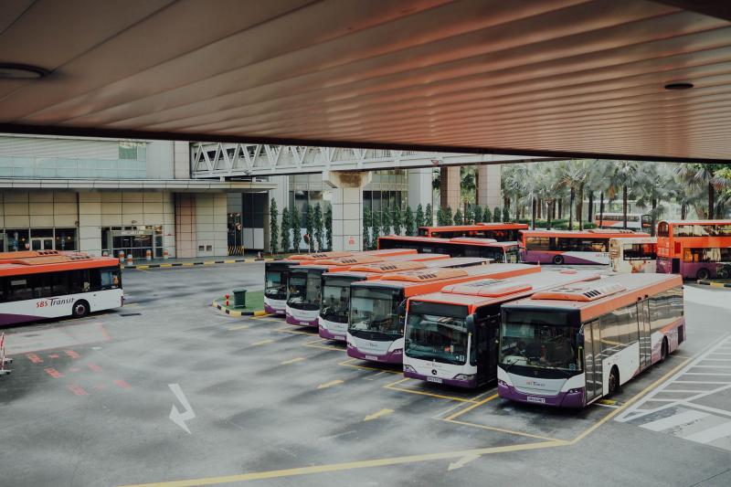 РГС Банк расширил программу «Финансирование склада» для дистрибьюторов автобусов