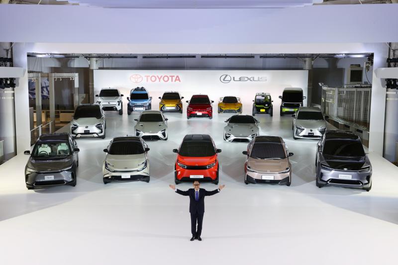 Тойота планирует представить 30 моделей электромобилей к 2030 году
