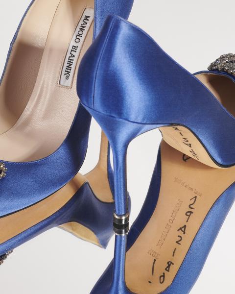 LUXXY объявляет о сотрудничестве с Manolo Blahnik
