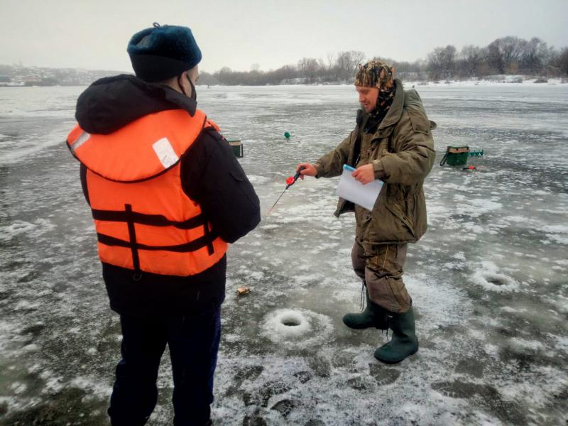 Более 170 работников «Мособлпожспаса» задействовано в патрулировании водных объектов региона