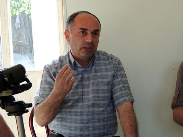 Карабахский писатель Ашот Бегларян об Азербайджане: Скотокрады, газокрады, террористы, провокаторы и просто лицемеры