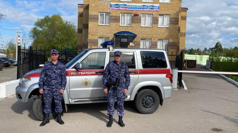 В Подмосковье сотрудники Росгвардии по ориентировке задержали мужчину, совершившего кражу из квартиры