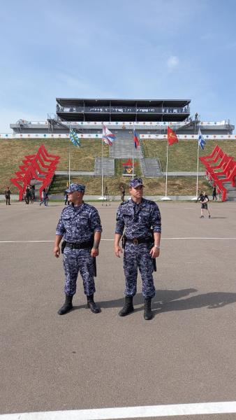 Сотрудники вневедомственной охраны приняли участие в военно-техническом форуме «Армия-2022»