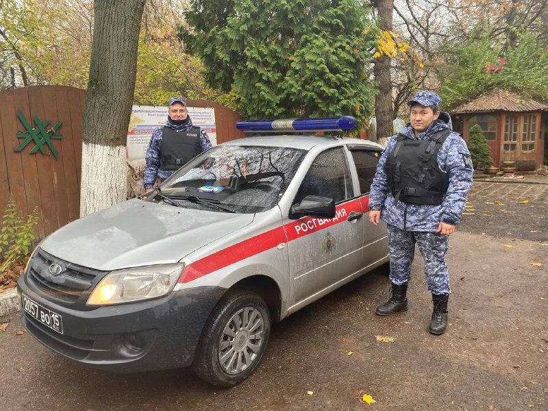 В Солнечногорске росгвардейцы задержали подозреваемого в незаконном проникновении на территорию частного дома