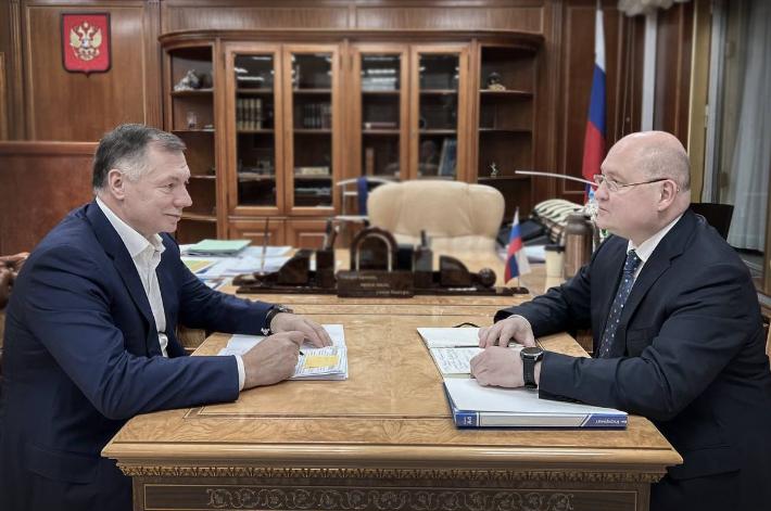 Губернатор Севастополя провел важные встречи в Москве