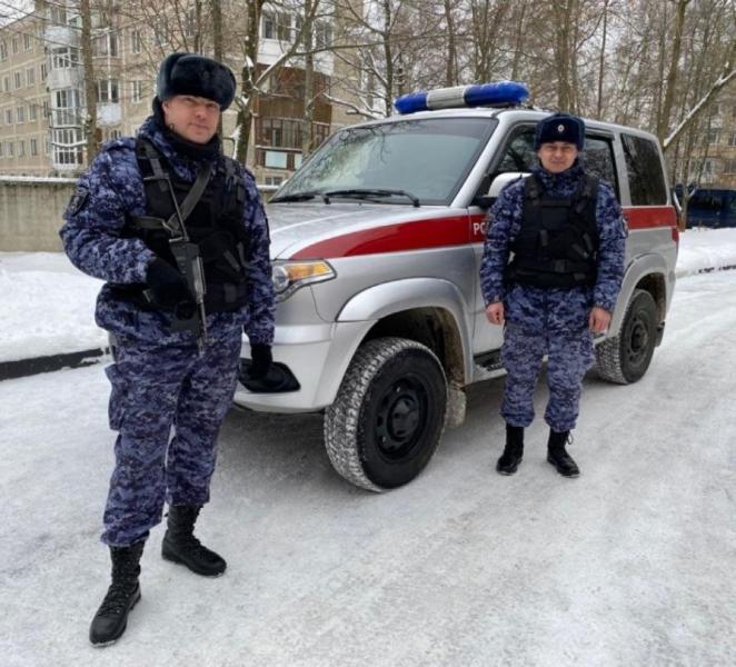 В Сергиевом Посаде сотрудники Росгвардии задержали мужчину, подозреваемого в нанесении легкого вреда здоровью