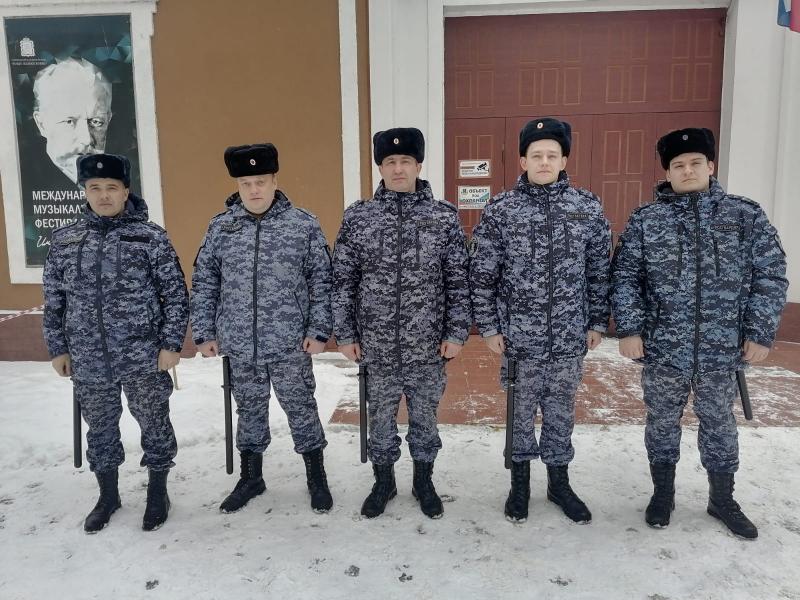 Интерактивная программа "Поздравление от Деда Мороза и Снегурочки"