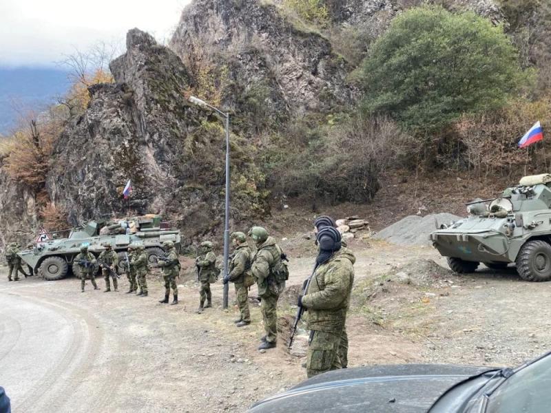 Михаил Александров: Зачем МИД РФ подставляет российских миротворцев в Карабахе?