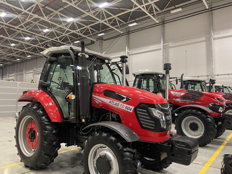OPTITECH AGRO представила линейку тракторов HANWO для российского рынка