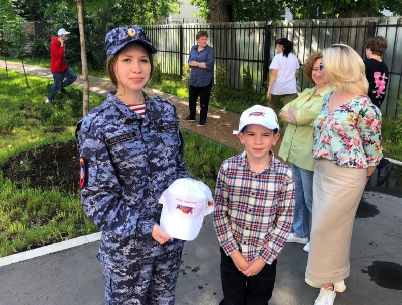 В День защиты детей сотрудники Росгвардии Подмосковья посетили детский дом