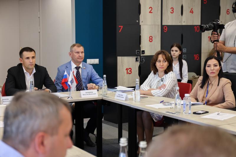 О новых мерах поддержки бизнеса рассказали предпринимателям Реутова