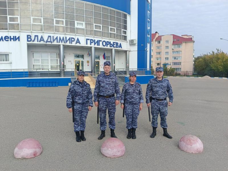 Первенство по хоккею