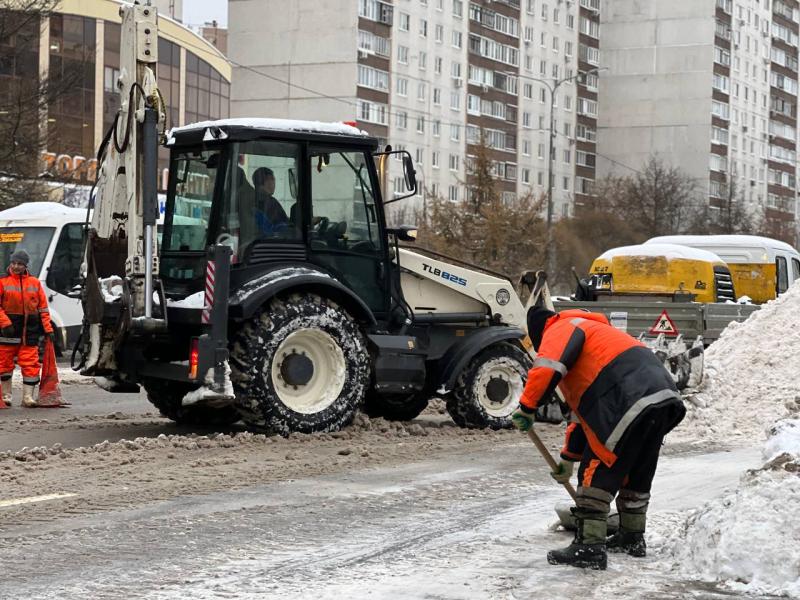Ликвидация последствий снегопада в Королёве