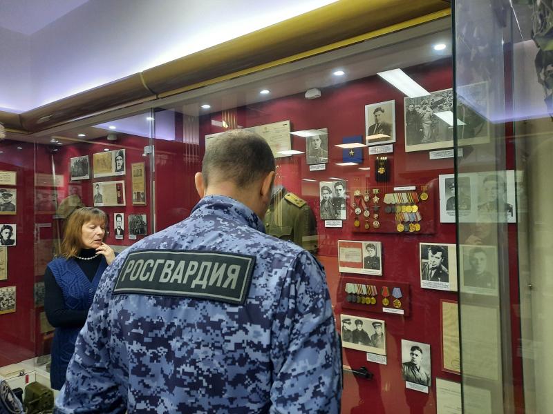 Сотрудники Пушкинского ОВО посетили Центральный музей Росгвардии