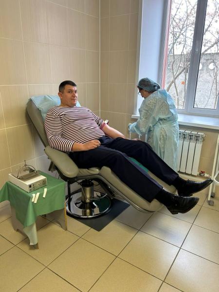 Сотрудники Росгвардии приняли участие в сдаче донорской крови