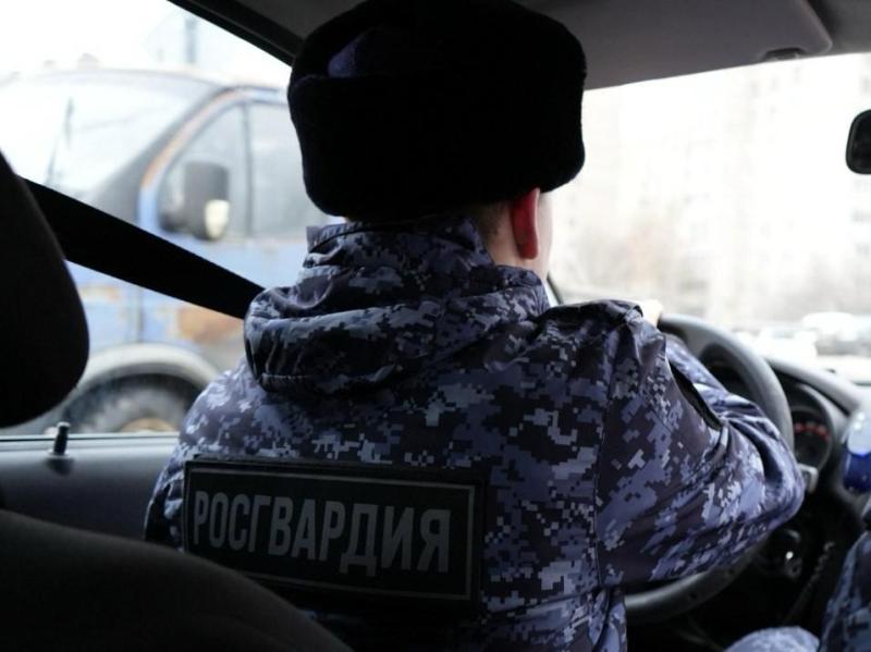 В Солнечногорске сотрудники Росгвардии задержали подозреваемого в незаконном обороте наркотических веществ
