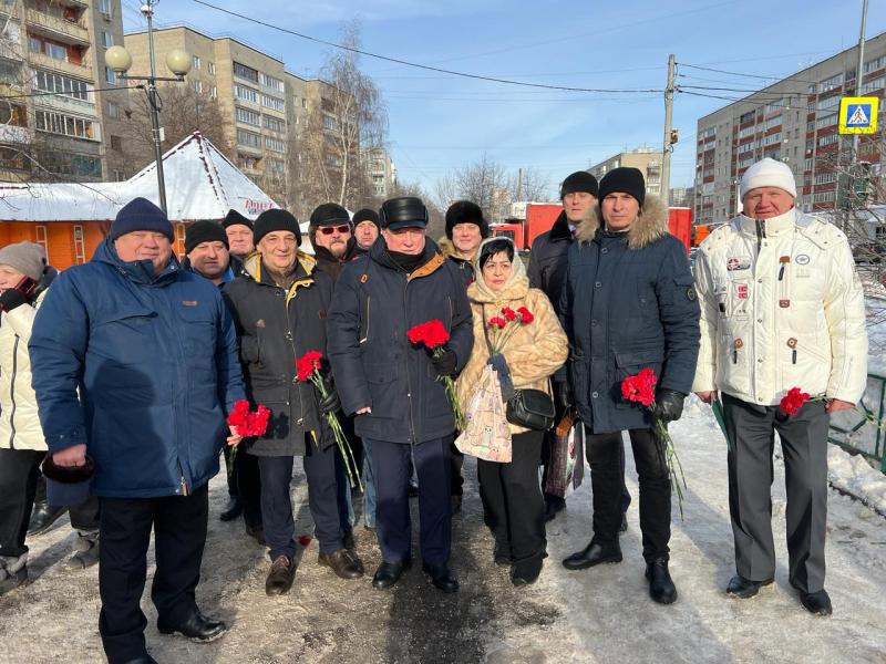 В Люберцах ветераны Росгвардии почтили память героев Афганистана.