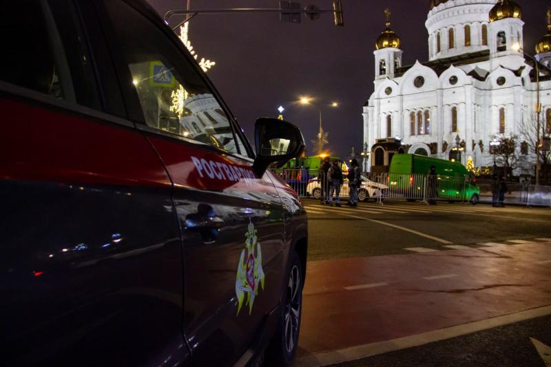 Росгвардейцы обеспечили безопасность рождественских богослужений в Москве