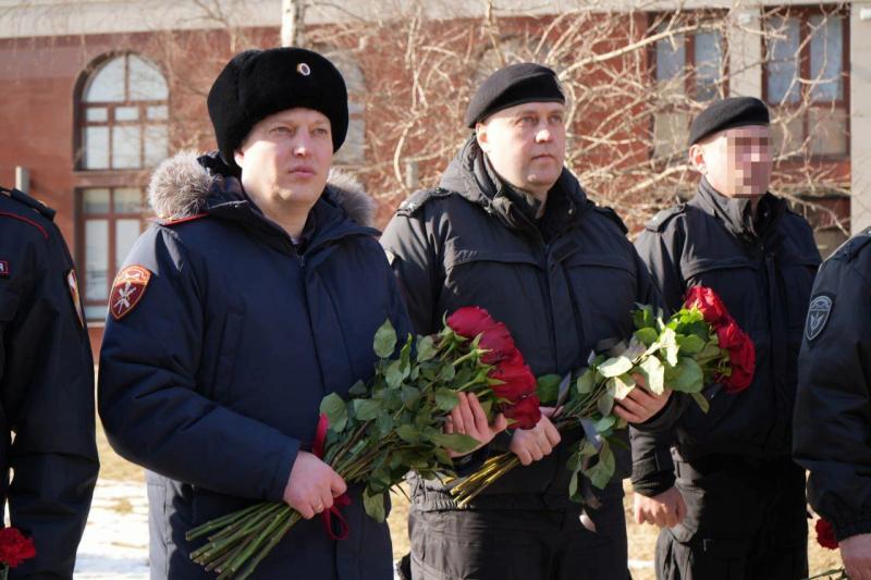 В Подмосковье почтили память сотрудников ОМОН «Пересвет» и «Русич», погибших при исполнении служебно-боевых задач