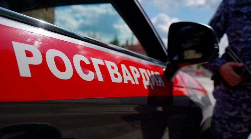 Московские росгвардейцы задержали мужчину за незаконное проникновение на охраняемый объект