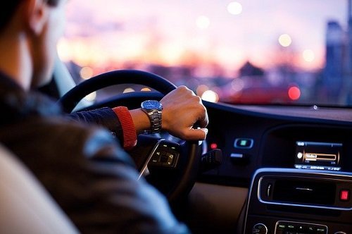 Ренессанс страхование: самым подорожавшим автомобилем за пять лет стал Porsche Macan