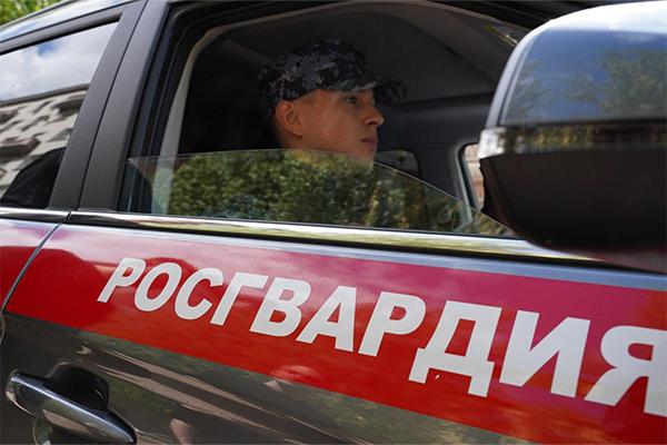 Росгвардейцы пресекли дебош в магазине на востоке столицы