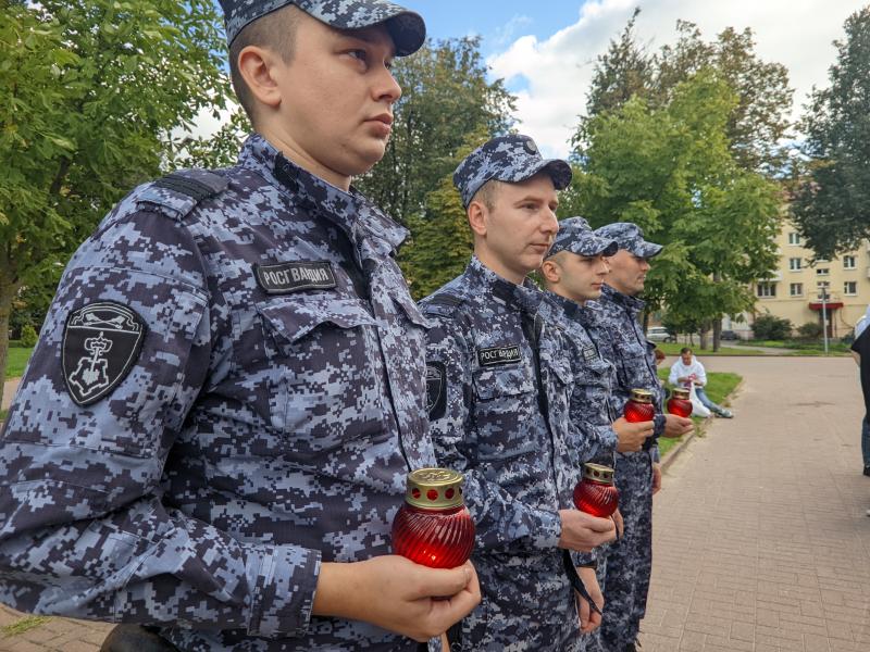 Сотрудники Клинской Росгвардии приняли участие в  митинге, посвященном Дню солидарности в борьбе с терроризмом