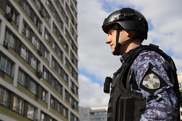 Сотрудники Росгвардии задержали вора, проникшего на охраняемый объект