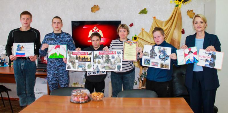 Росгвардейцы провели патриотическое занятие для воспитанников центра реабилитации в Подмосковье