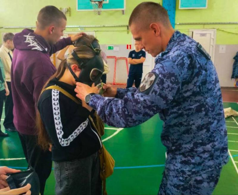Росгвардейцы провели Урок безопасности в Подмосковье