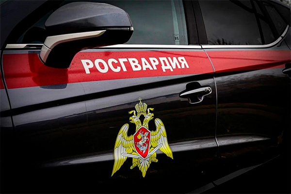 В Москве росгвардейцы задержали подозреваемую в краже из магазина
