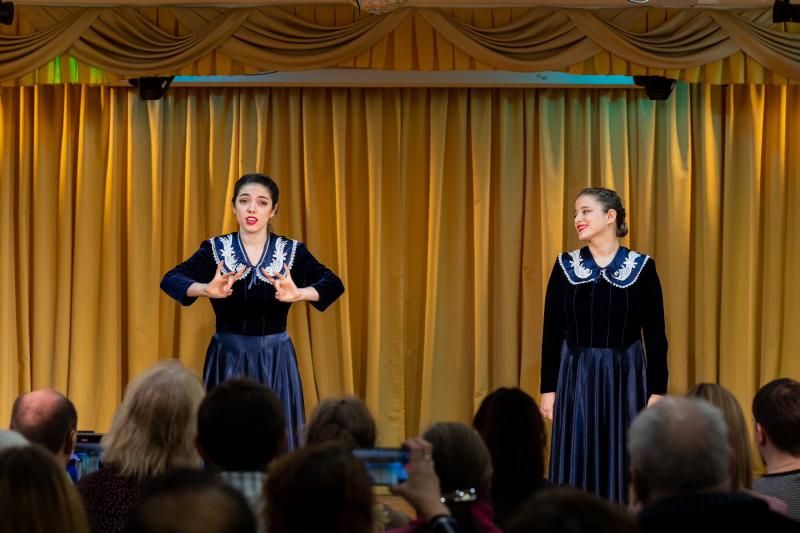 Творческий фестиваль на русском жестовом языке пройдет на Саянской улице