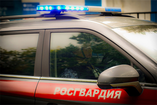 В Москве росгвардейцы задержали подозреваемого в краже, находившегося в федеральном розыске