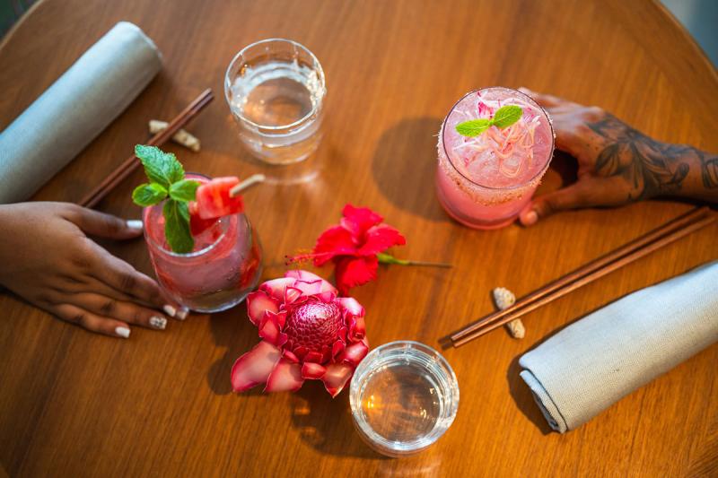 Праздники в тропическом стиле